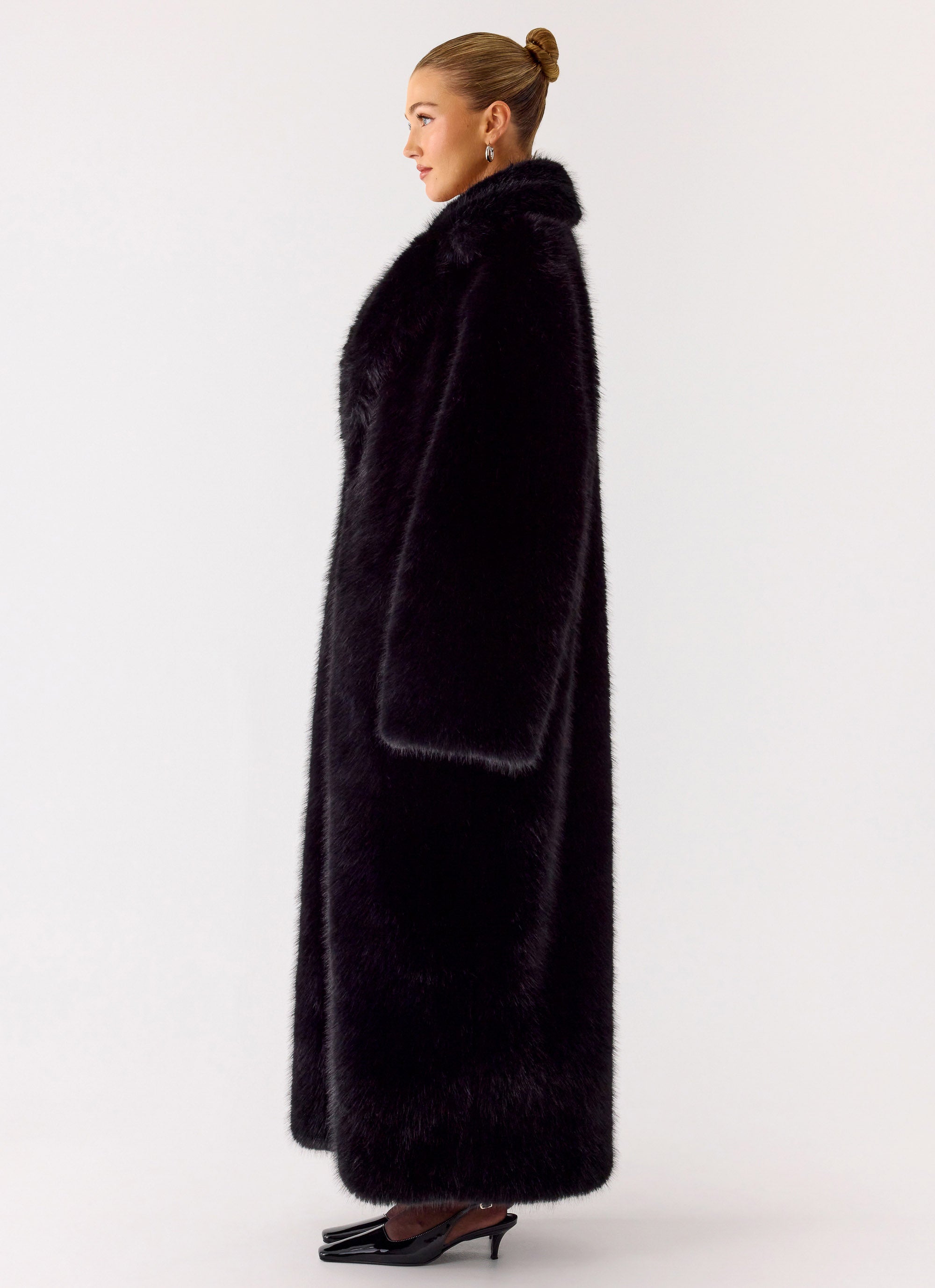 Kamil Faux Fur Maxi Coat - Black