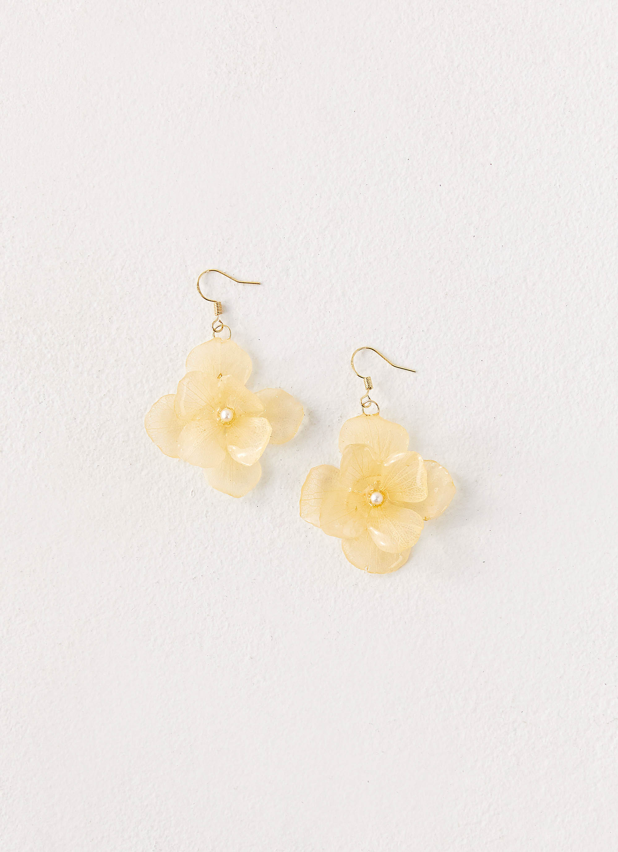 Mona Earrings - Ivory