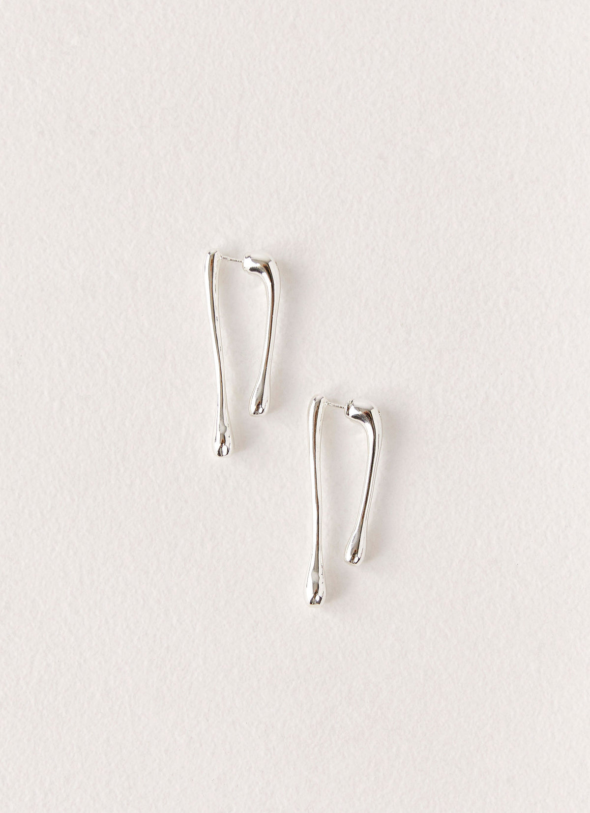 Titus Earrings - Silver